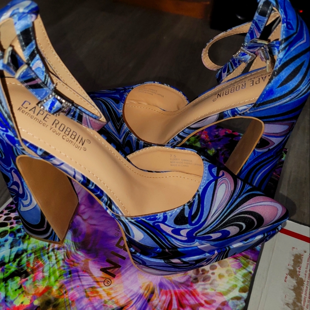 Women's Buckle Ankle Strap Patent Double Platform Pumps Print Color